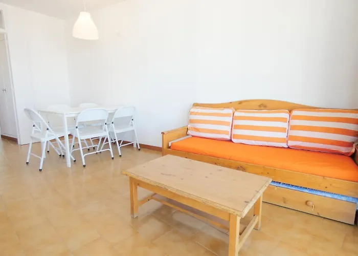 Bora 6-a Апартаменты *